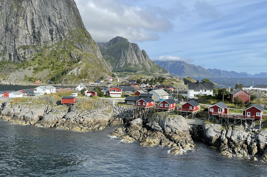 Hamnøy, petite île des Lofoten comptant 64 habitants