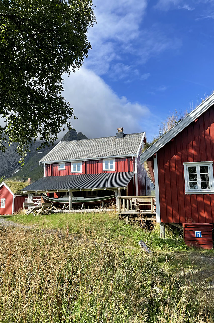 Les traditionnelles maisons rouges de Reine