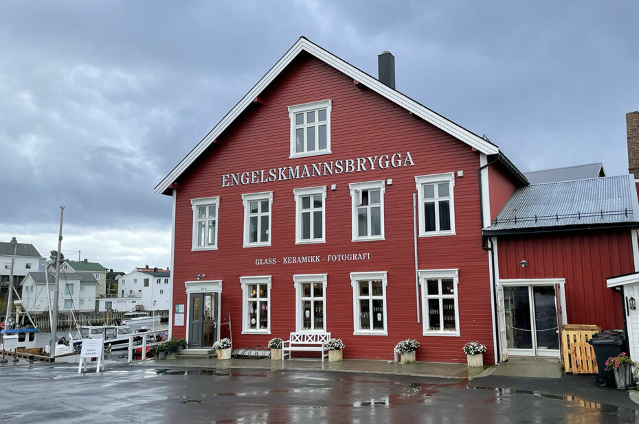 Engelskmannsbrygga, galerie d'art à Henningsvær