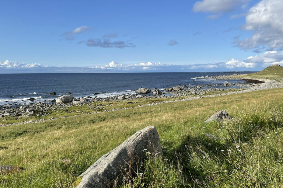 Promenade le long de la plage d'Eggum