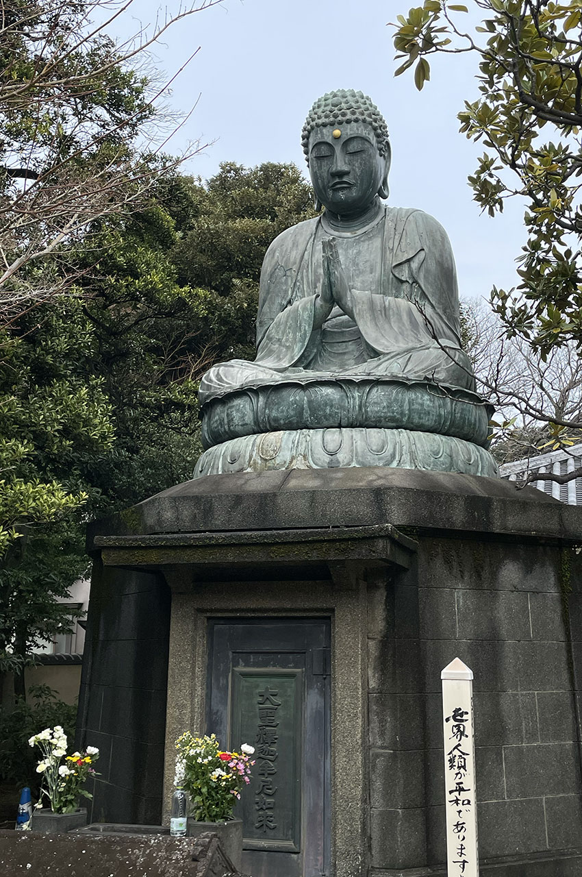 Bouddha en bronze de style Edo du temple Tenno-ji