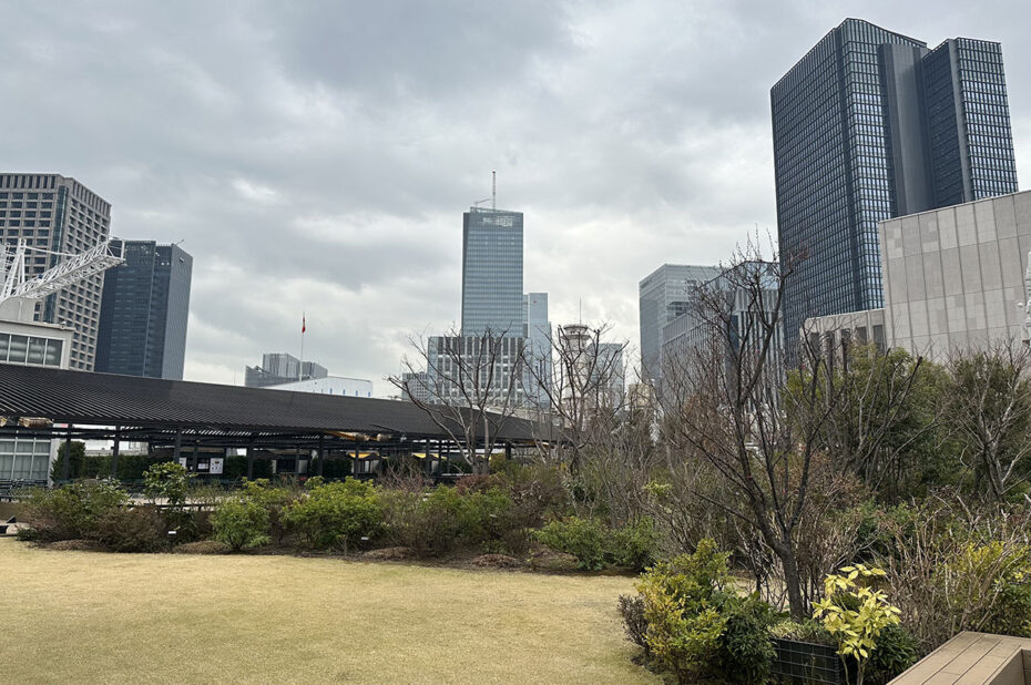 Vue sur les buildings environnants depuis le toit de Mitsukoshi