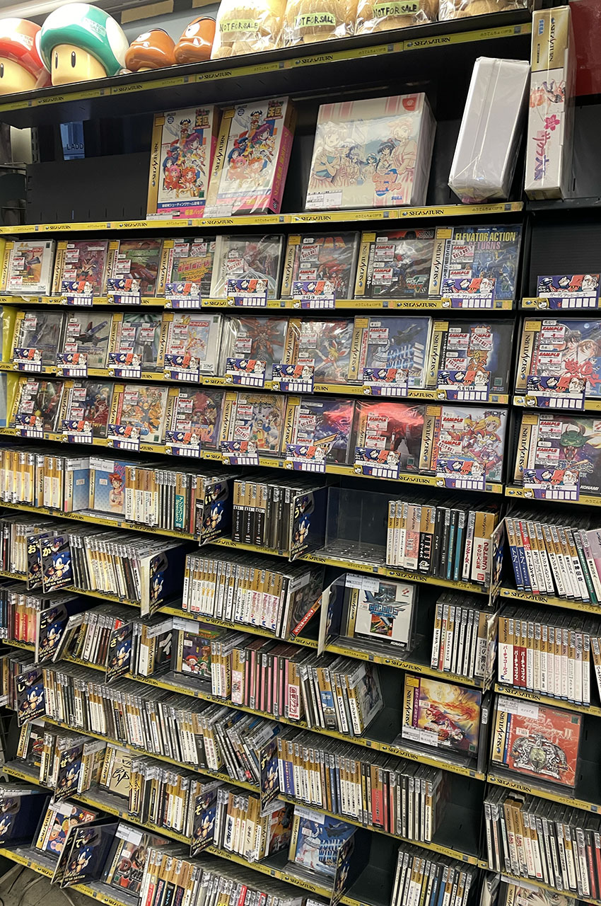Rayon des jeux SegaSaturn au magasin Super Potato