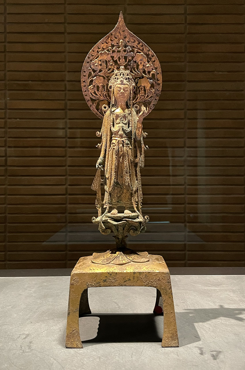 Statue en bronze du Bodhisattva Mahasthamaprapta Statue en bronze du bodhisattva Mahasthamaprapta